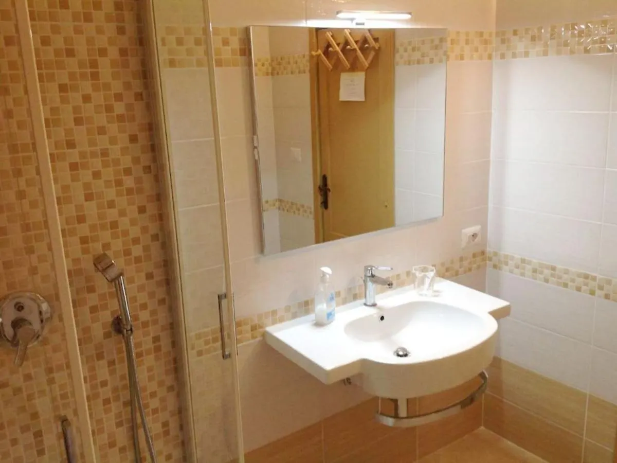 Apartment Agriturismo Fattoria Il Piano - Appartamento Antica Cucina - San Gimignano Italy